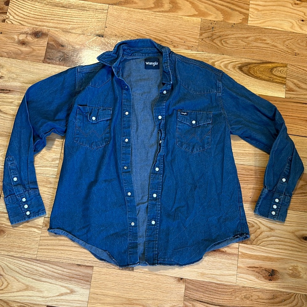Men’s Wrangler pearl snap
